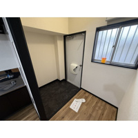 落ち着いた玄関です