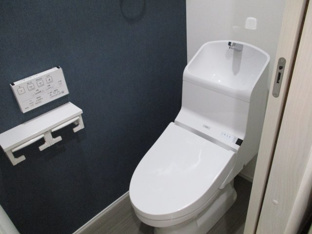 ゆったりとした空間のトイレです