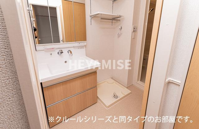 パラディ久山四番館の洗面所
