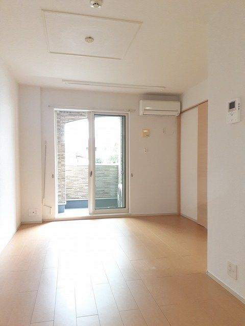 タカス　サザンハイツの居間・リビング