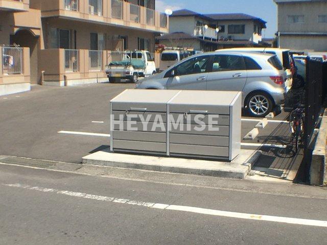 エトワール諫早の駐車場