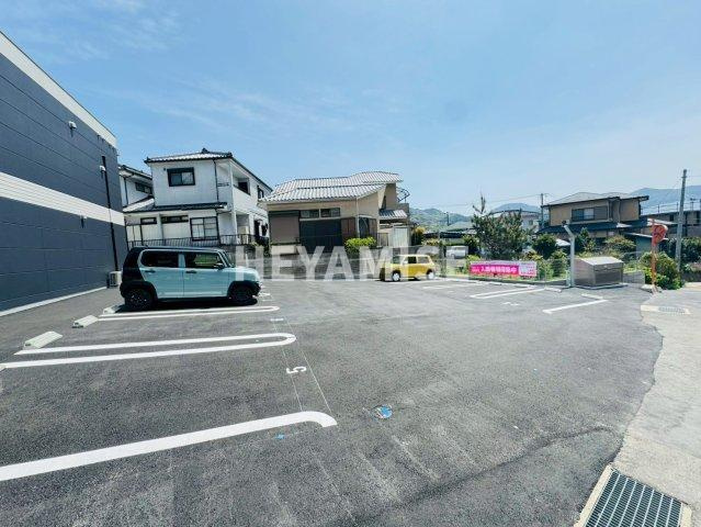 ソラリオの駐車場