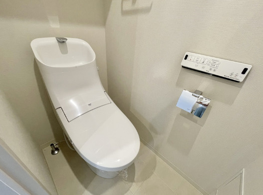 KNOTS浅草のトイレ|コンパクトで使いやすいトイレです