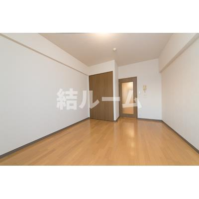 北区西が丘３丁目の賃貸マンションの居間・リビング