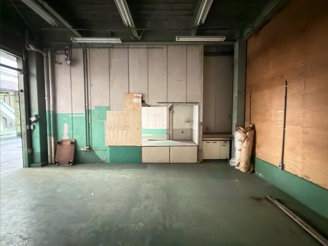 大阪市港区福崎2丁目貸工場倉庫77万円の内装