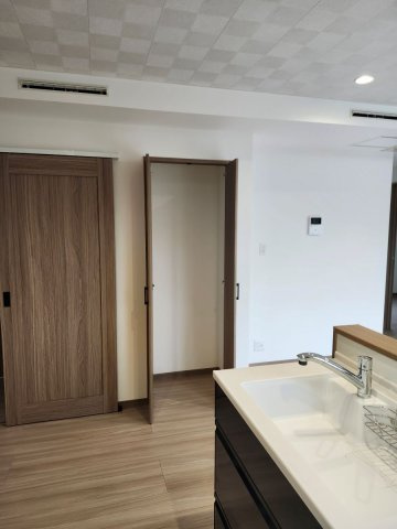 Z空調（全館空調）新築戸建住宅の設備|パントリー