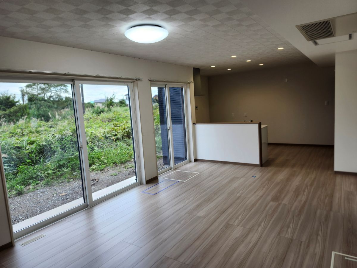 Z空調（全館空調）新築戸建住宅の居間・リビング|ゆったり過ごせる居間です