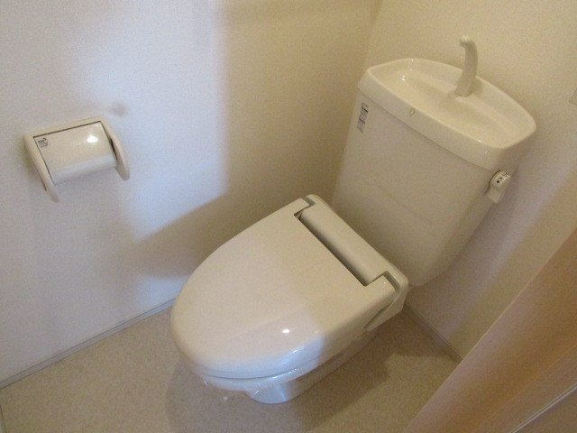 セレーノ百合が丘Ⅰのトイレ|清潔感のあるトイレです