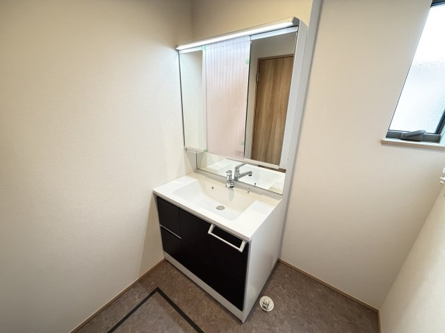 コンフォールⅣ　2号棟の洗面所