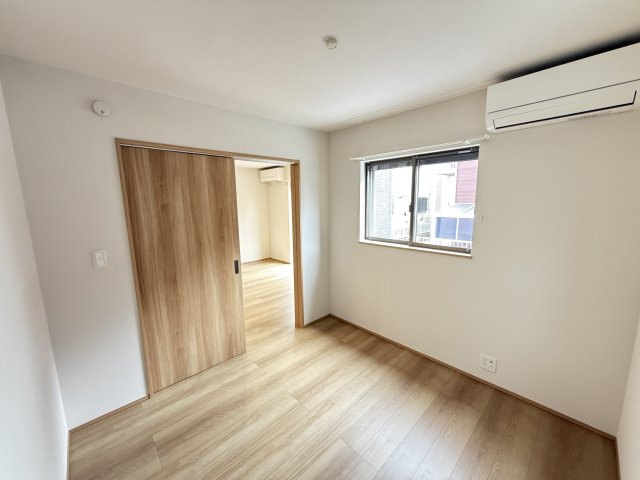コンフォールⅣ　2号棟の子供部屋