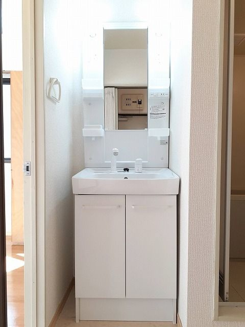 エステートマエジマⅠの洗面所