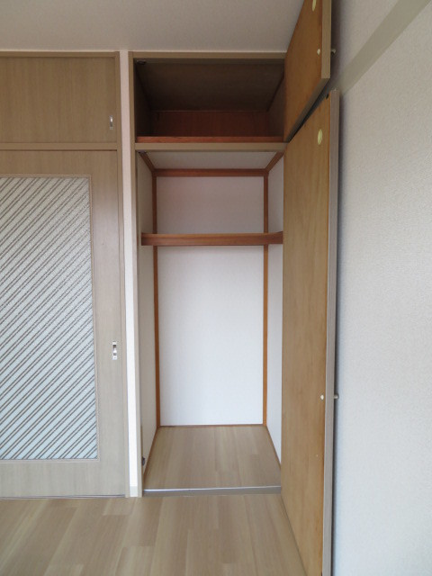 カサベルデ仲原の収納