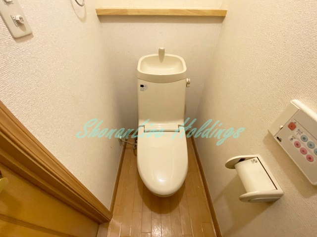 藤沢市下土棚のテラスのトイレ