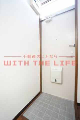 レジデンス幸【キャッシュバック対象物件】の玄関|ゆったりとした玄関です