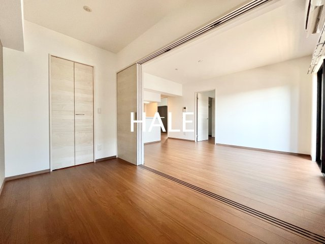 【居間・リビング】 | CINQ IWASE BLD | 別号室類似