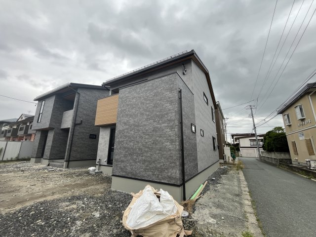 山形市泉町2号棟の外観|7/6撮影