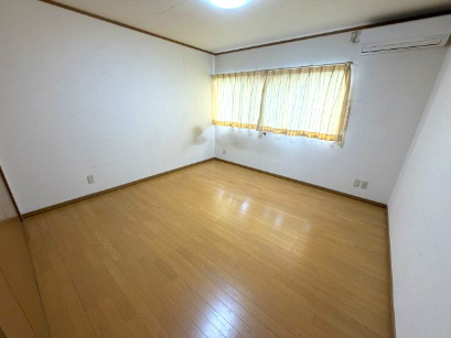 高丘西4丁目戸建ての内装|3階