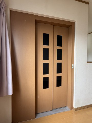 高丘西4丁目戸建ての内装|エレベーター