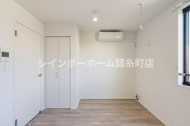 Contel湊町の居間・リビング