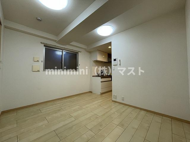 フクダ不動産上本町マンションの居間・リビング|別部屋参考写真