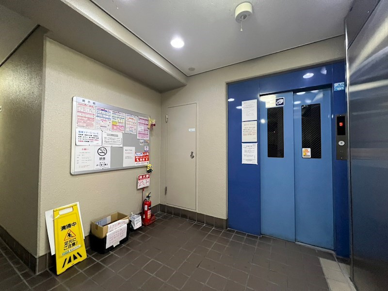 カーサ北堀江のロビー