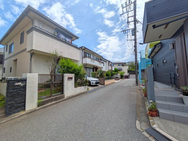 海見え！ 七里ヶ浜海岸まで徒歩10分　整形地の周辺|住宅地