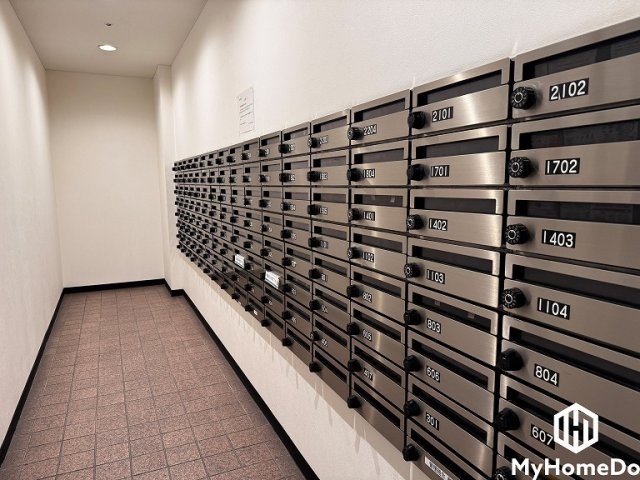 アンビックス志賀ストリートタワーの設備|居住者様のプライバシーやセキュリティに配慮した、ダイヤル錠仕様のメールボックスです。