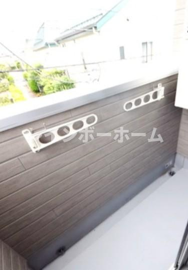 ルッカ新松戸【仲介手数料：不要】対象物件！のバルコニー|外からの目が気にならないバルコニーで洗濯物が干せます