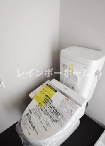 ルッカ新松戸【仲介手数料：不要】対象物件！のトイレ|シンプルで使いやすいトイレです