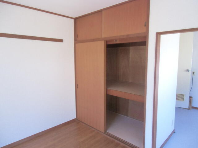 山吹荘２号館 の収納