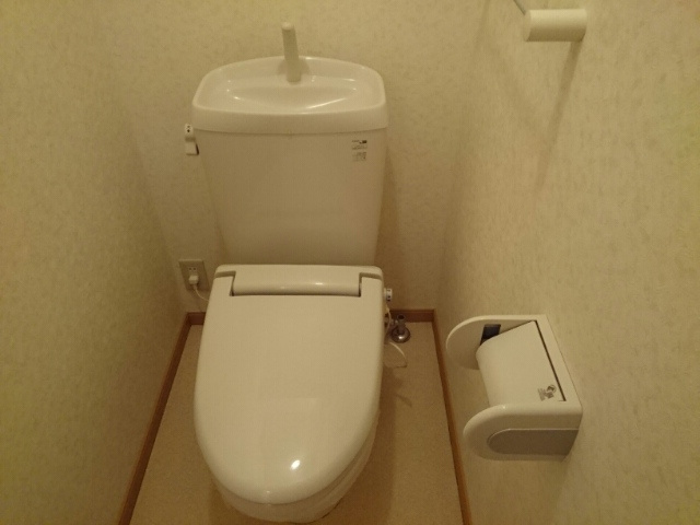 カンボ・M，Hのトイレ
