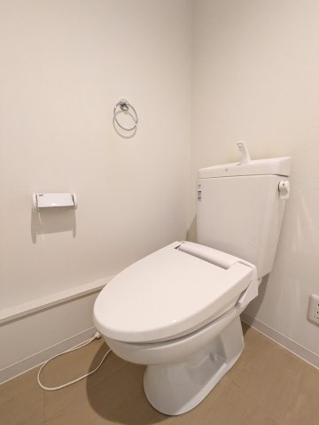 ベイルーム横浜鶴見Ⅱのトイレ|別部屋写真参考