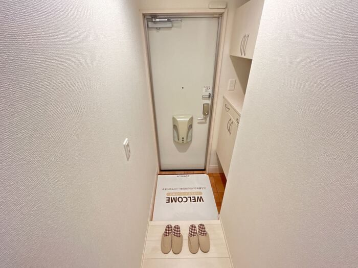 YEBISU　Ⅰの玄関
