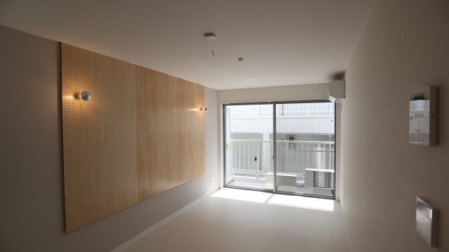ベイルーム横浜鶴見Ⅱの居間・リビング