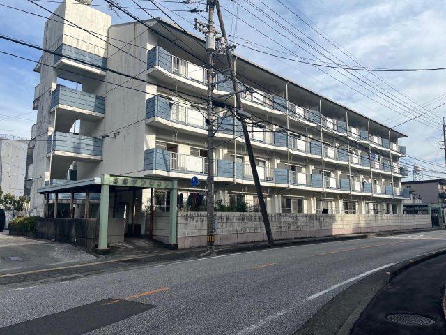 高見マンションの外観