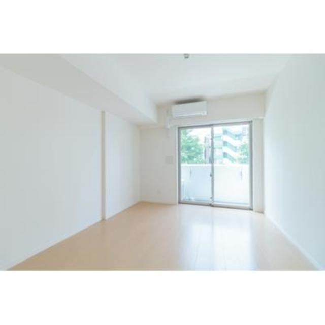 ＵＰＰＥＲ　ＦＩＥＬＤ　ＷＯＯＤの居間・リビング|※写真は同タイプ住戸です。