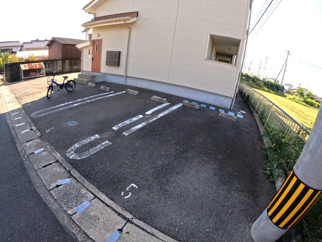 【駐車場】 | グランメゾン中央