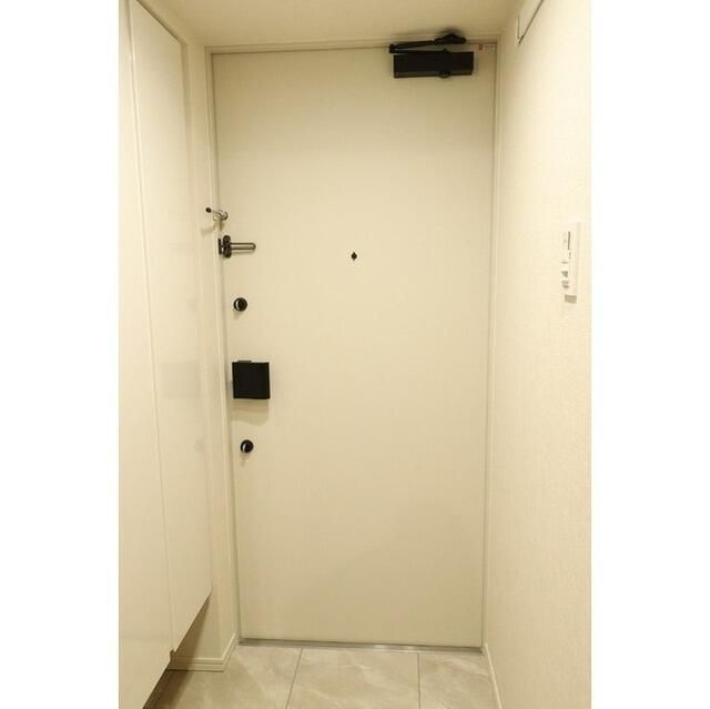 ルフォンプログレ赤塚の玄関