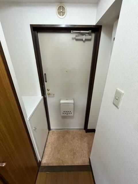 コモクレッセの玄関