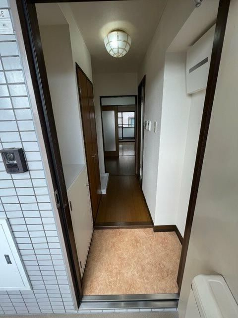 コモクレッセの玄関