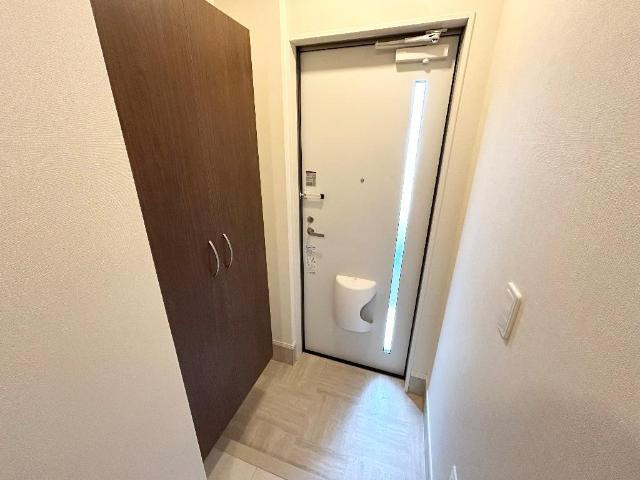草加市青柳６丁目アパート新築工事の玄関|玄関（イメージ）