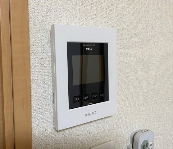 レオパレスメルシー新和のその他|モニター付きインターホン