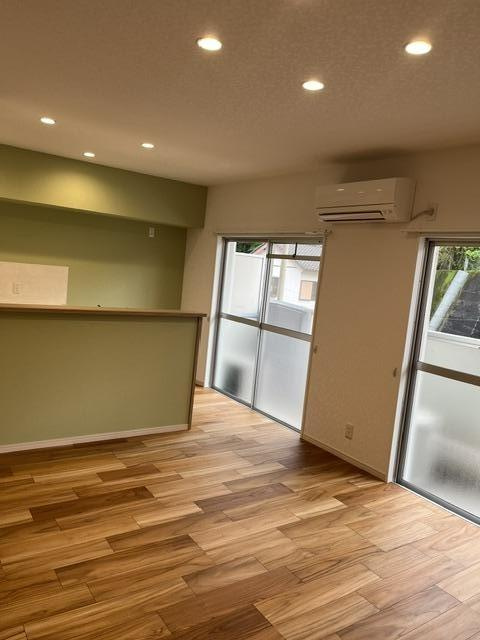 高見マンションの居間・リビング