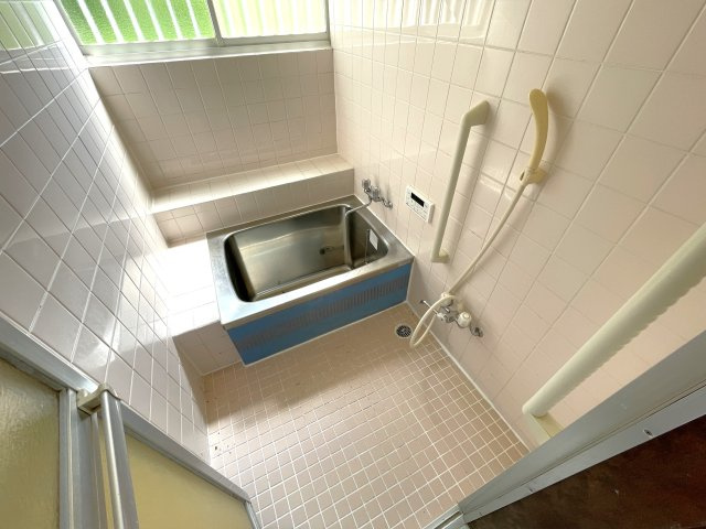 山武市沖渡戸建ての浴室