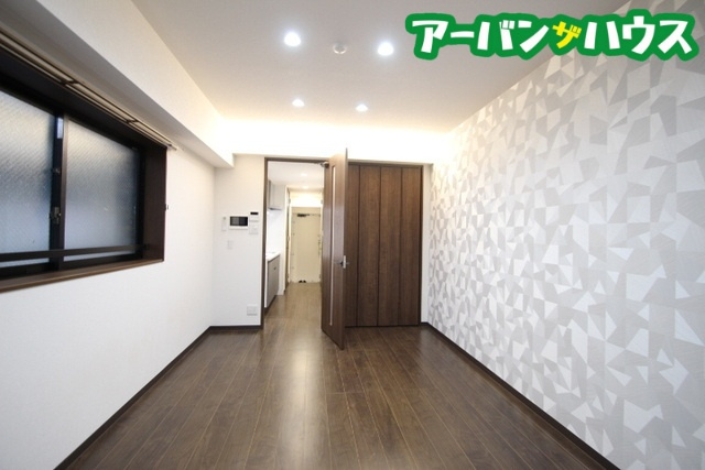 The MODERN 岡山駅前の居間・リビング