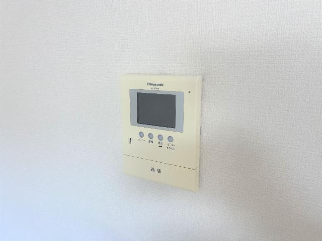 Shine Lilyの内装|カメラ付インターホン