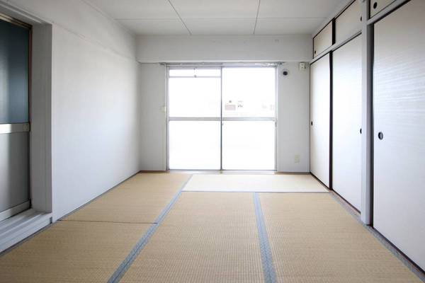 ビレッジハウス白浜1号棟の居間・リビング|ビレッジハウスの同一物件・同一タイプの間取りの写真です