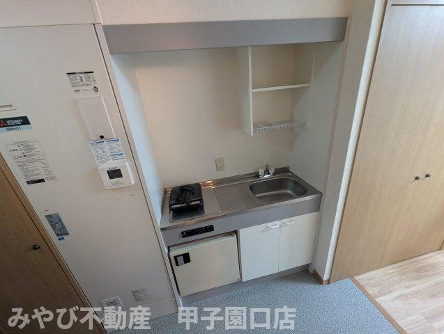 レジェンダリー武庫川の洗面所