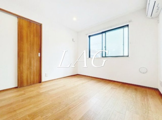 【居間・リビング】 | セブンパレス | 洋室のお部屋です。