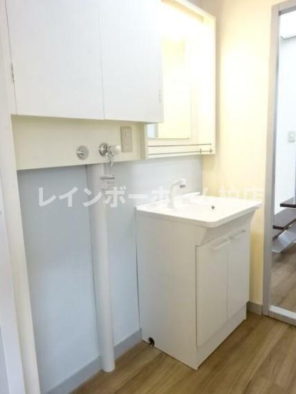 特典：仲介手数料が無料です!!の洗面所|忙しい朝には欠かせない洗面所です